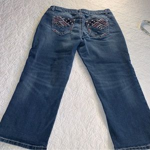EST 1946 denim capris jeans embroidered pockets